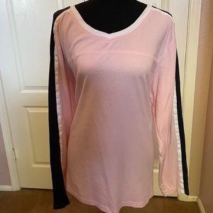SB Active pink long sleeve v neck shirt